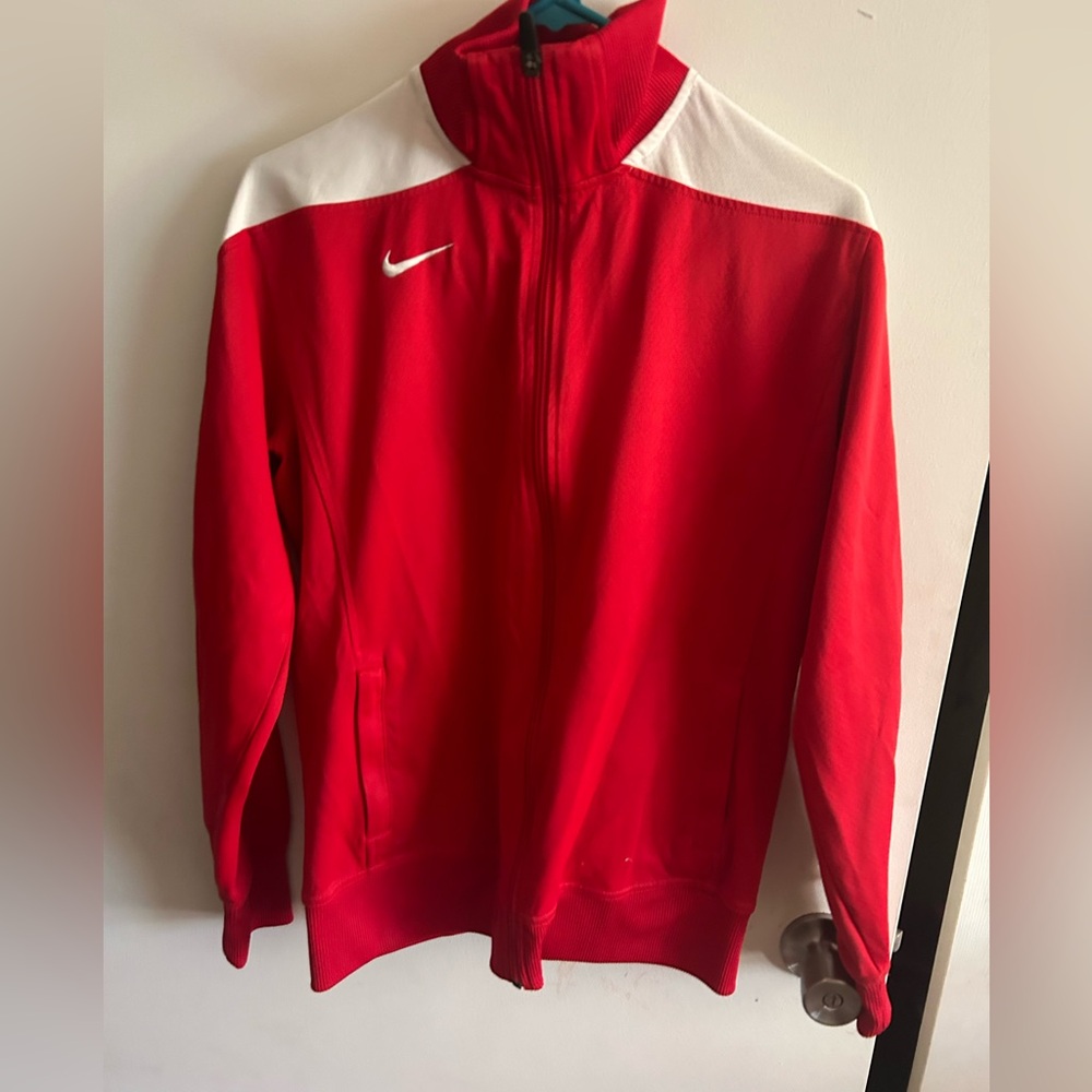 M Nike sweatshirt
